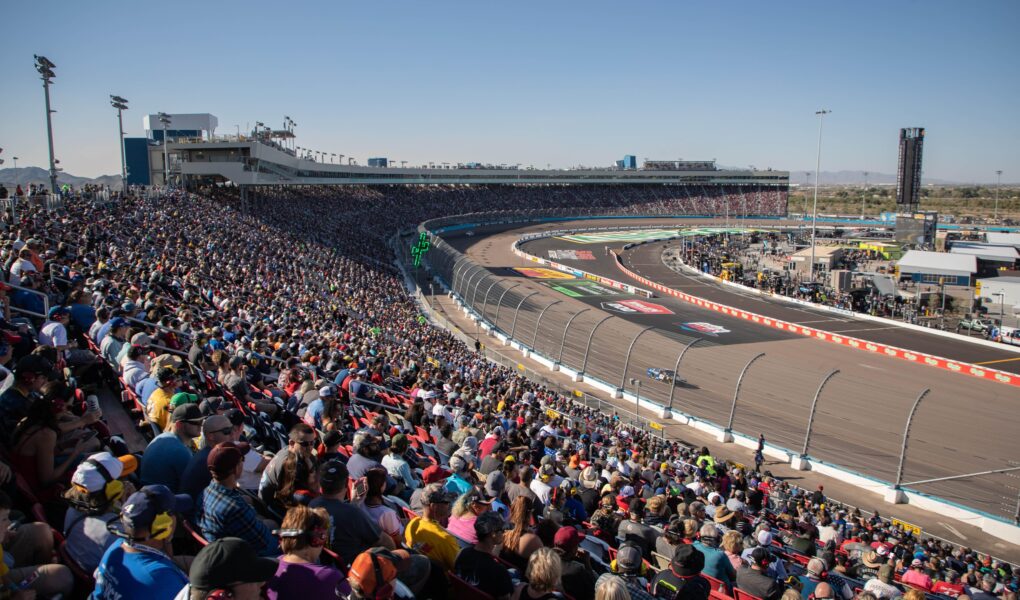 phoenix nascar race