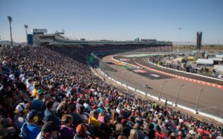 phoenix nascar track