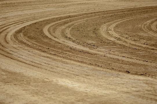 dirt racetrack near me